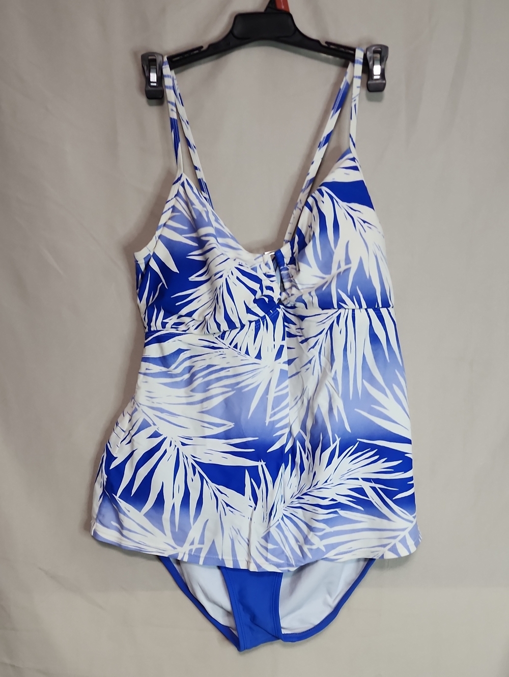 Jaclyn Smith Blue and White Palm-Print Two-Piece Swim Set